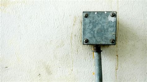 what happens if water gets into an electrical box|water leaking into breaker box.